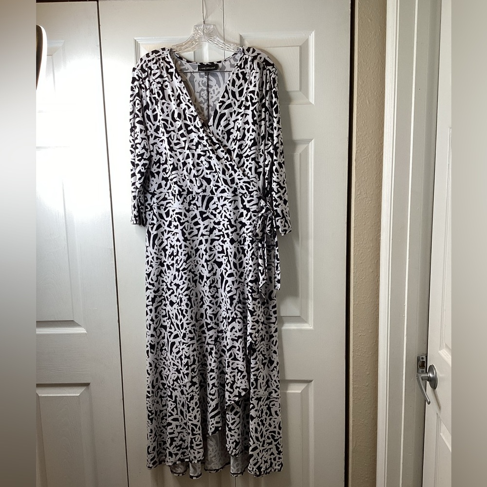 Lane Bryant Women Long Black/ White Dress Sz 14/16